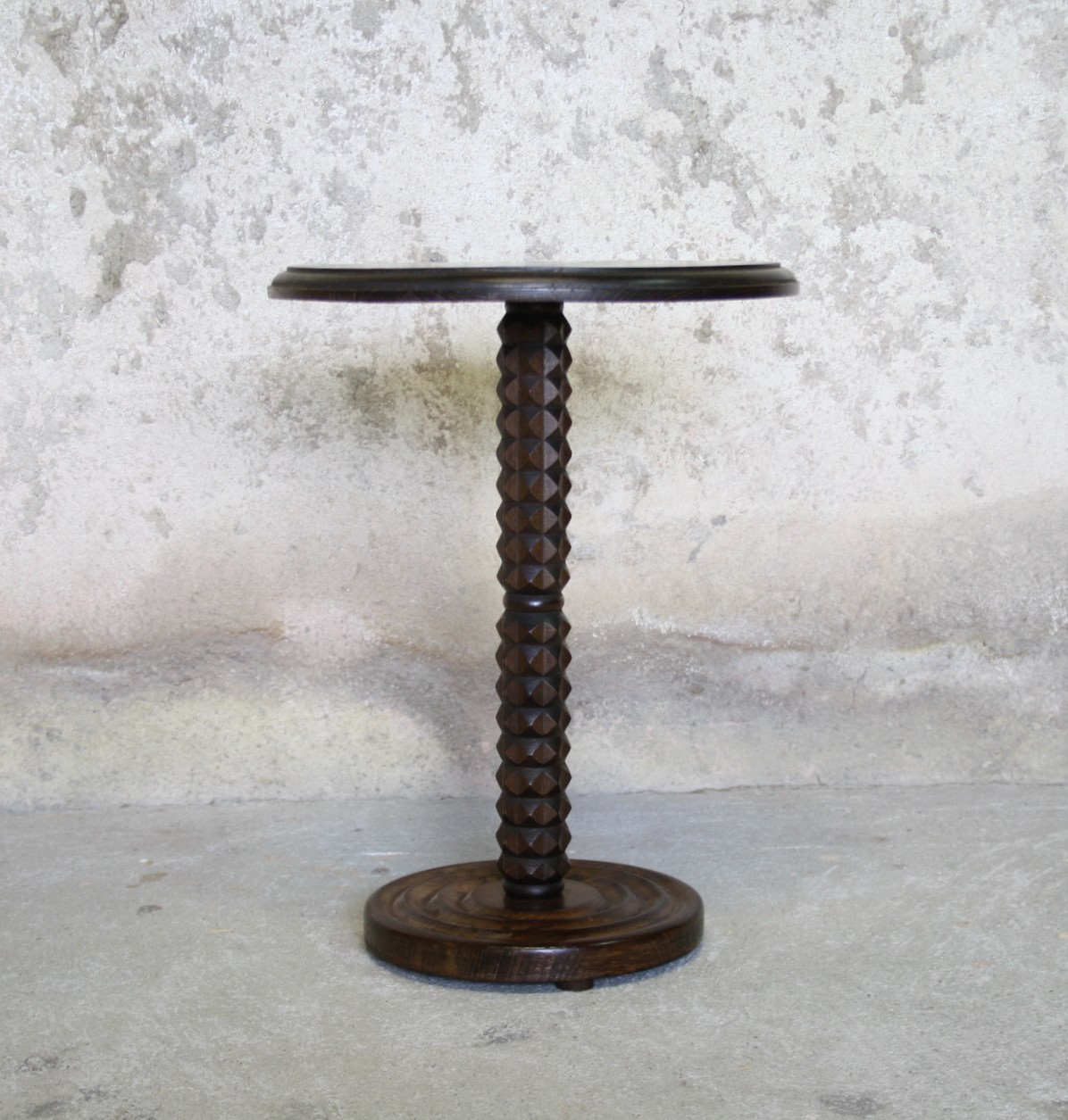 Solid oak pedestal wheel