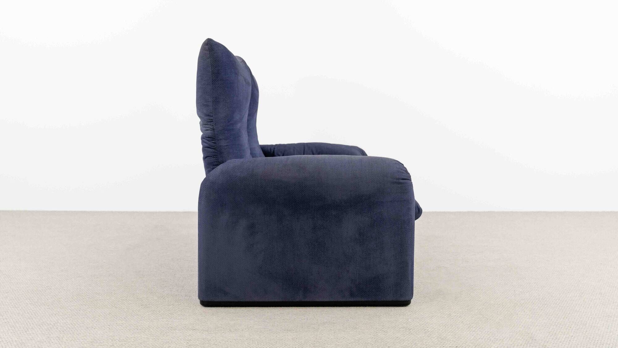 Cassina Maralunga 2-Seat Sofa by Vico Magistretti