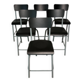 Chaises écoliers de laboratoire