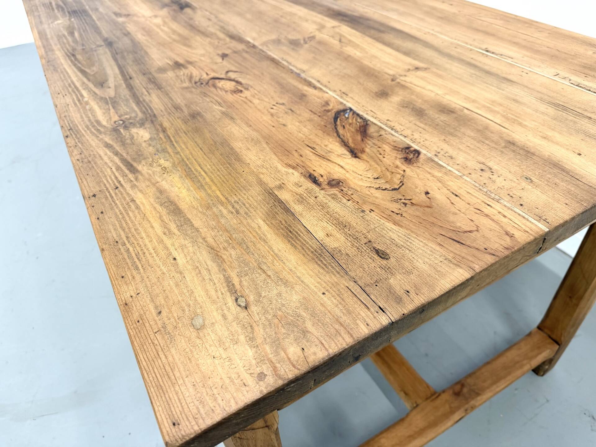 Table de Ferme "Meuble de Métier" en Pin – 8 Tiroirs (L221 cm)