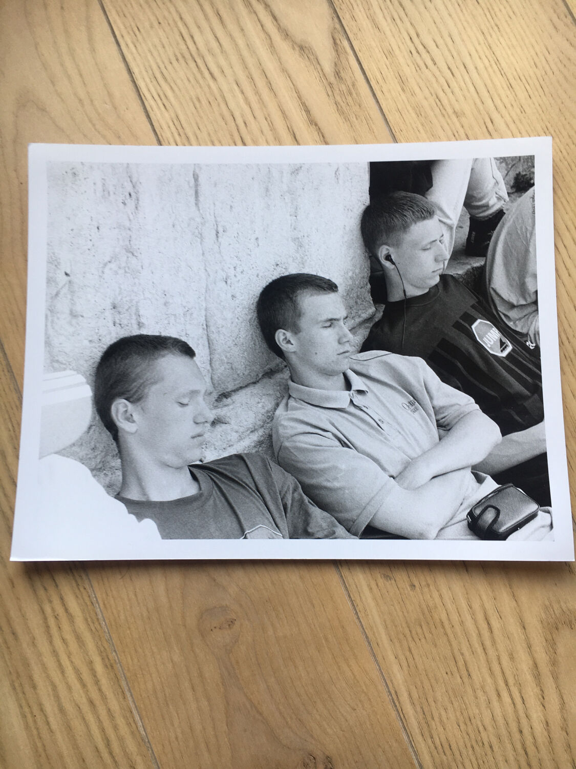 Original print 2000, young teenagers music