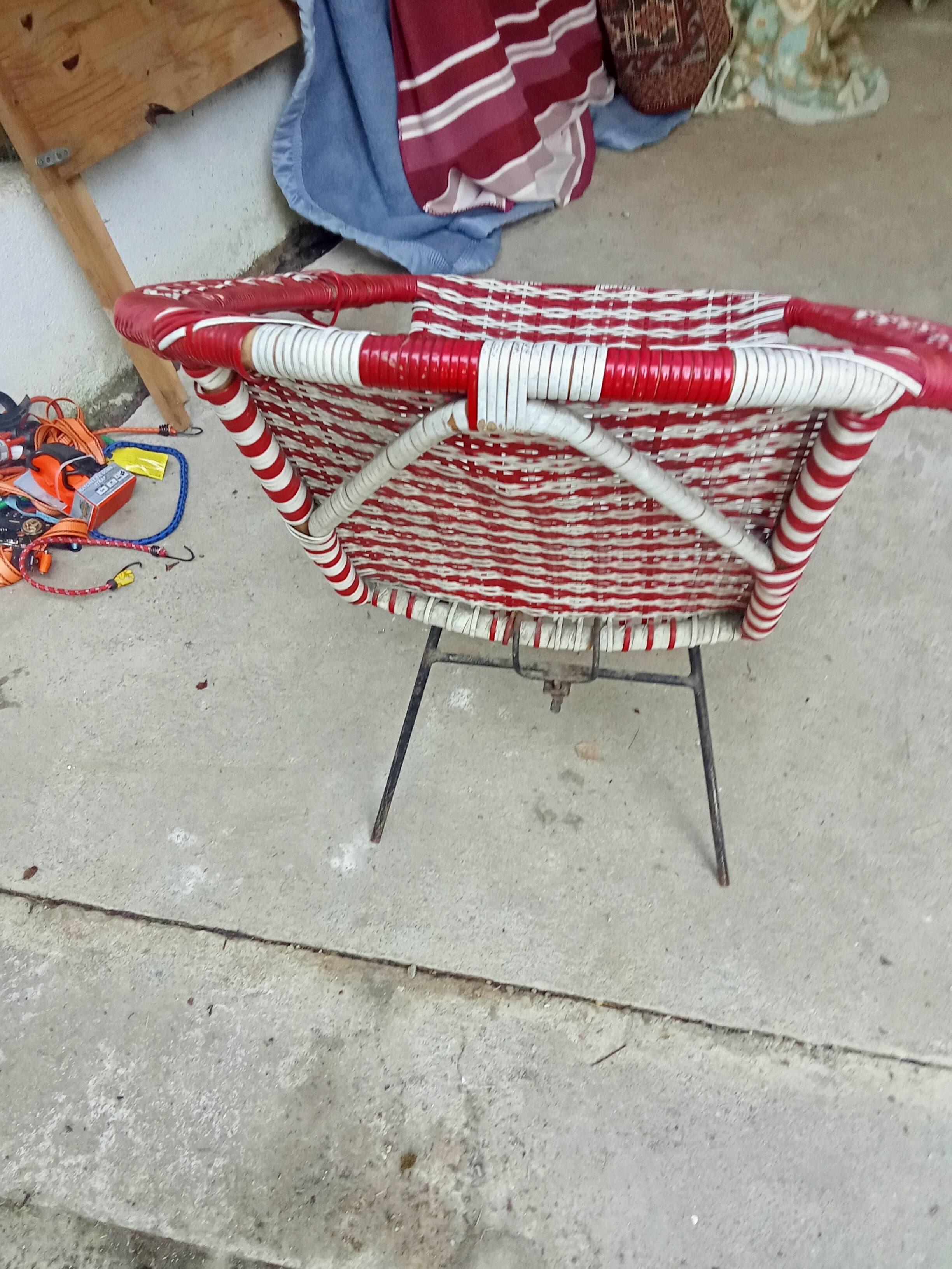 Vintage scoubidou armchair.