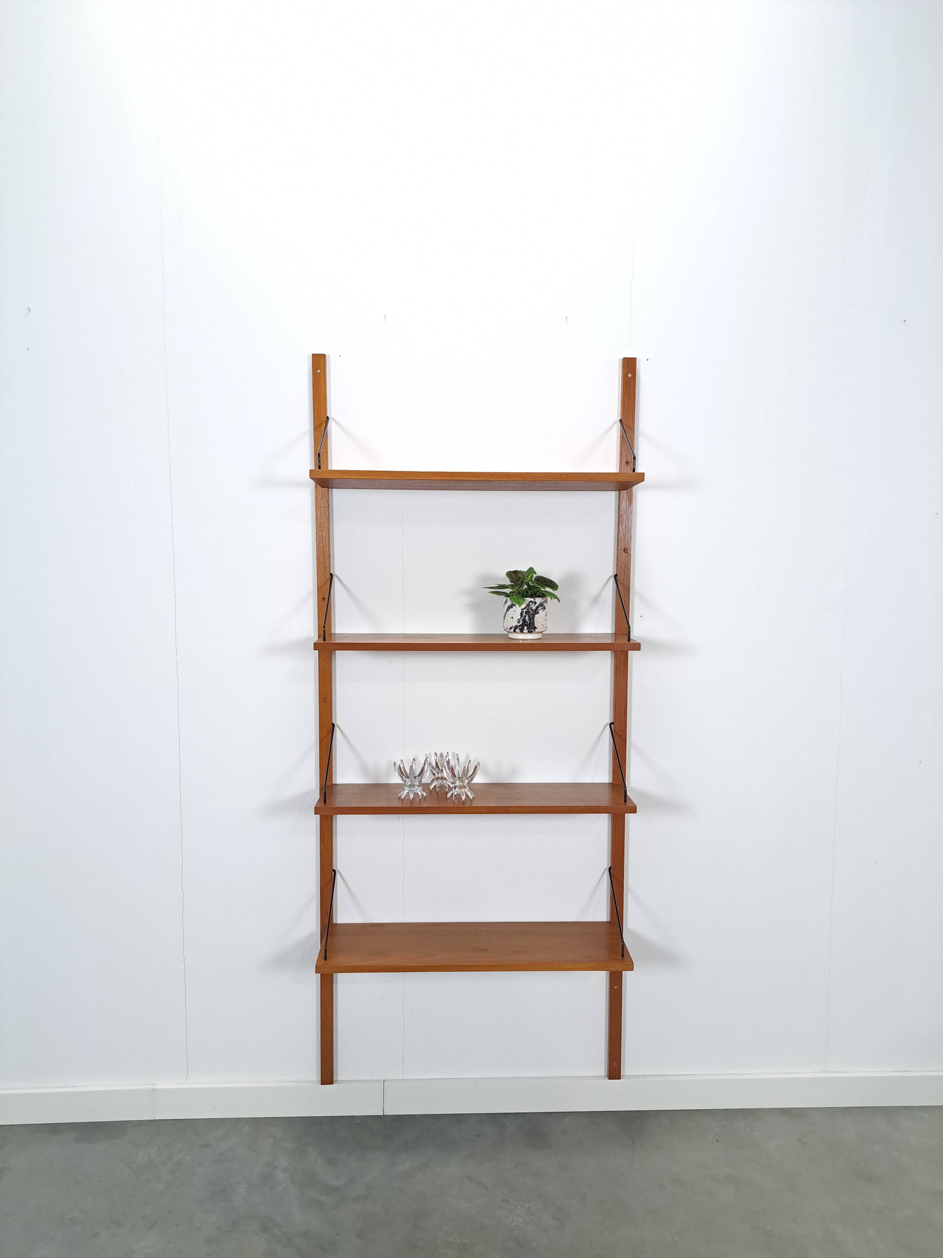 Modulair Deens Royal systeem Poul Cadovius CADO teak