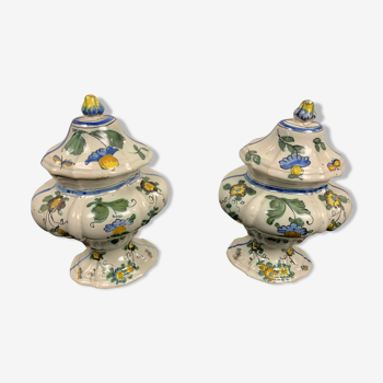 Pair of pots covered 18th century Moustiers