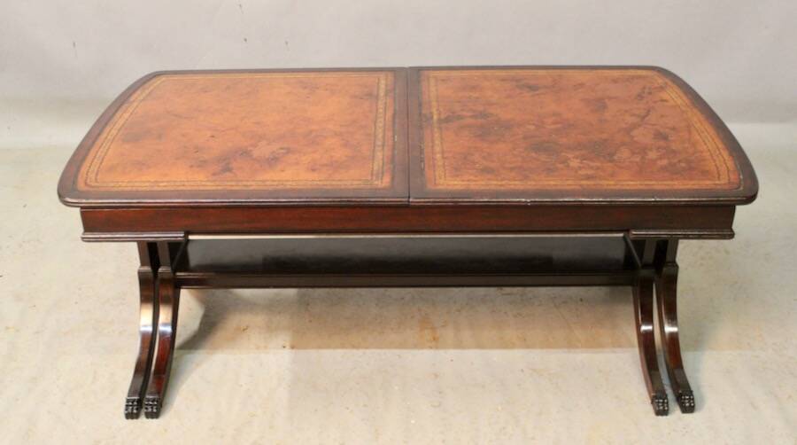 Regency Coffee Table with Extendable Pulls