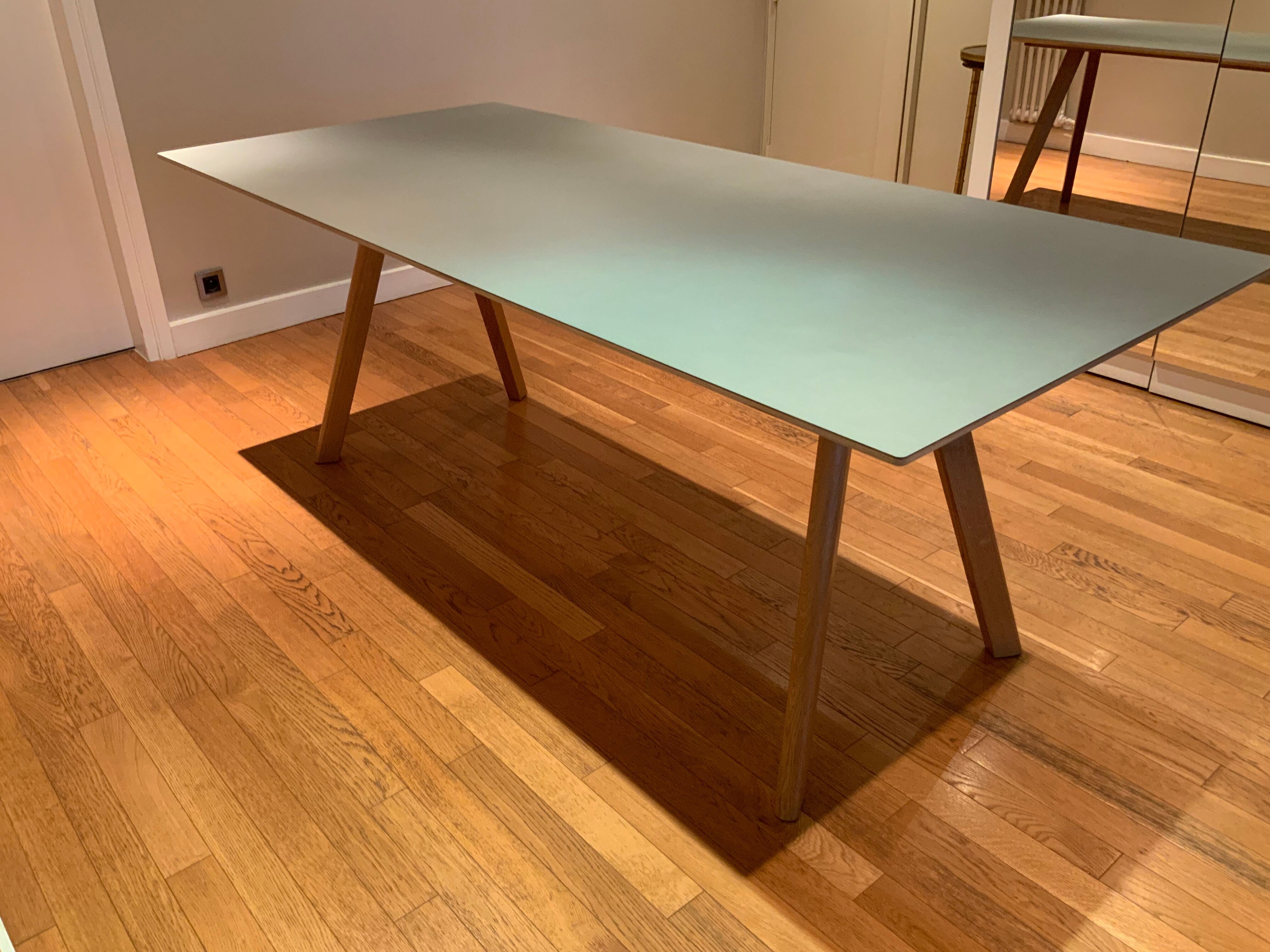 Table Copenhague CPH 30 Ronan and Erwan Bouroullec