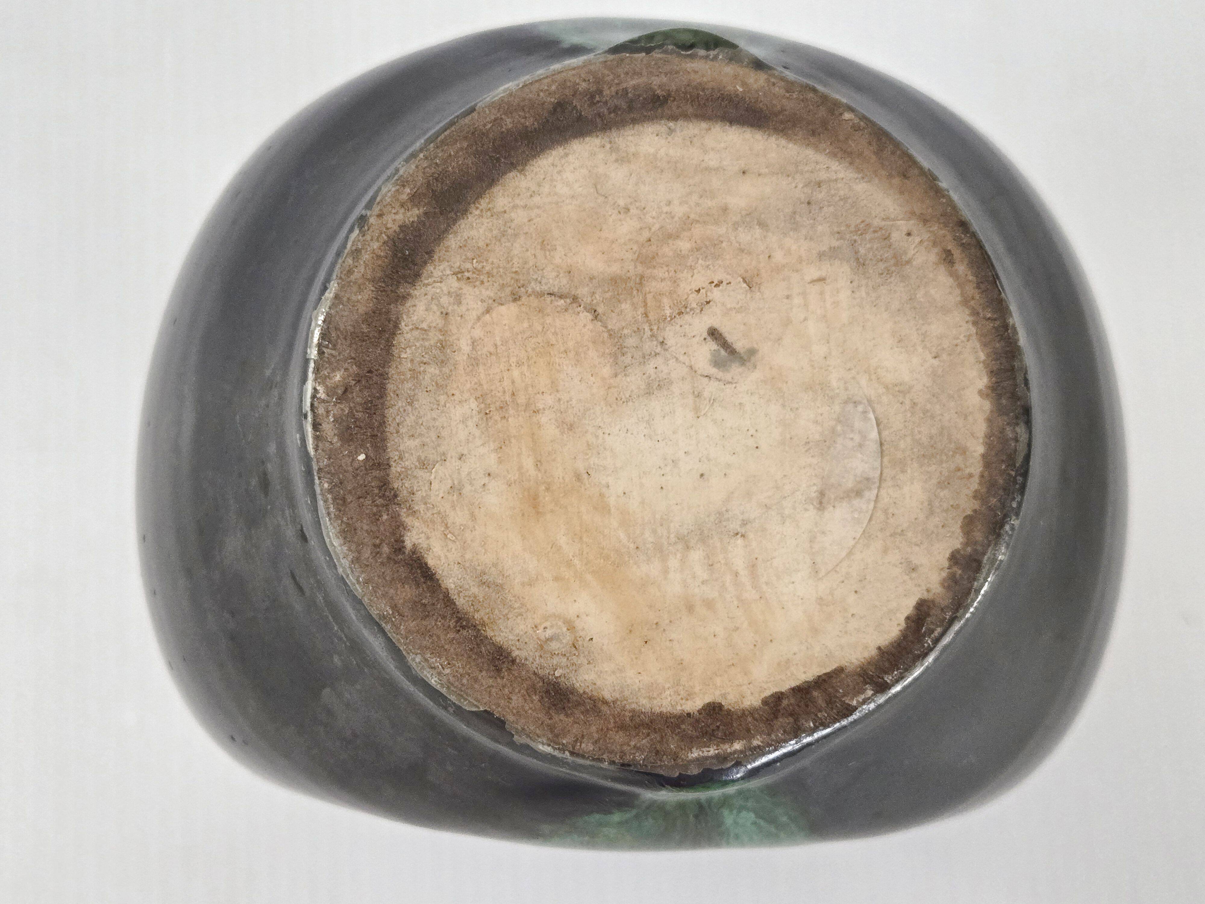 Vase en céramique noire et verte, 1960