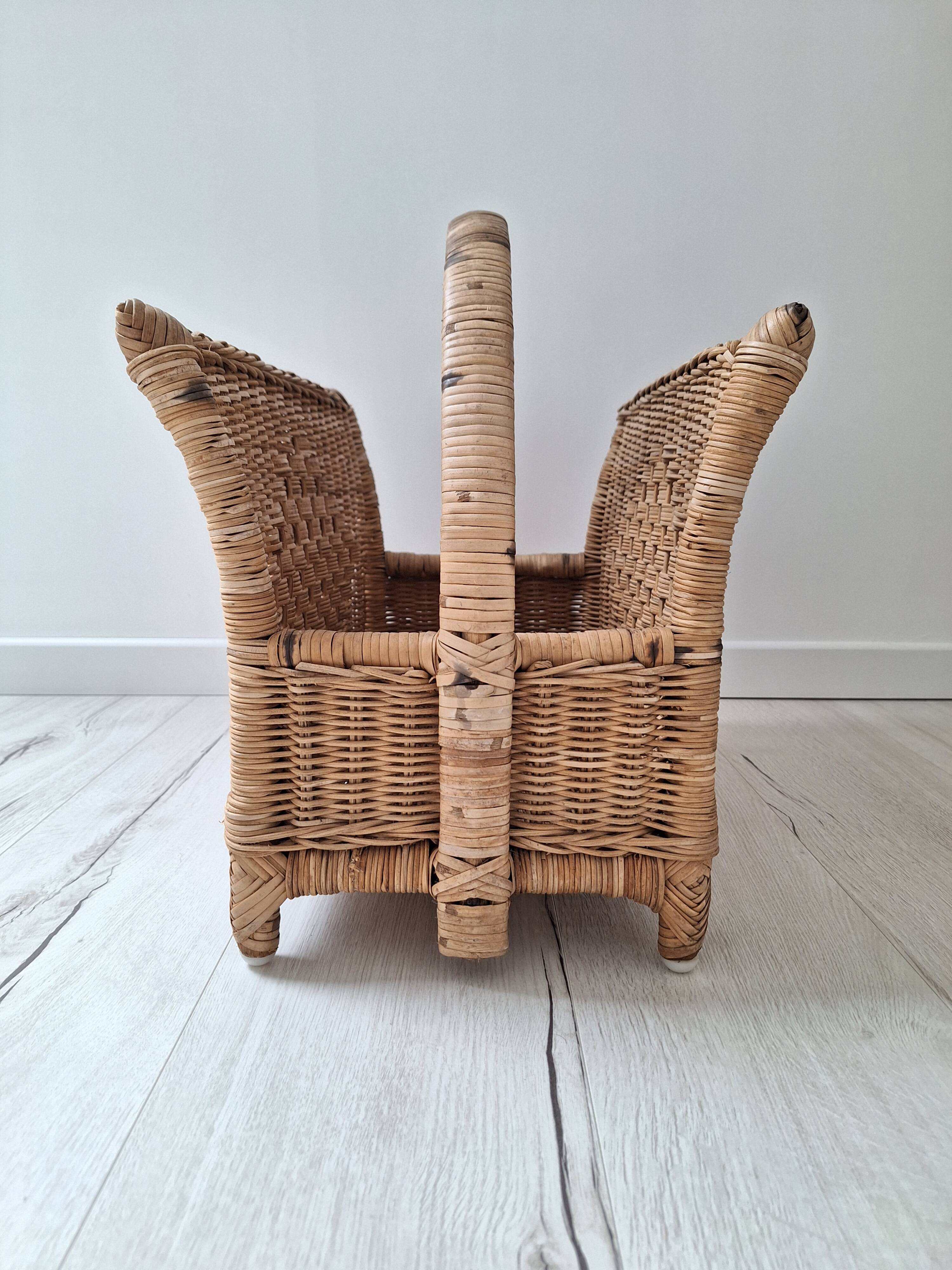 Rattan magazine holder