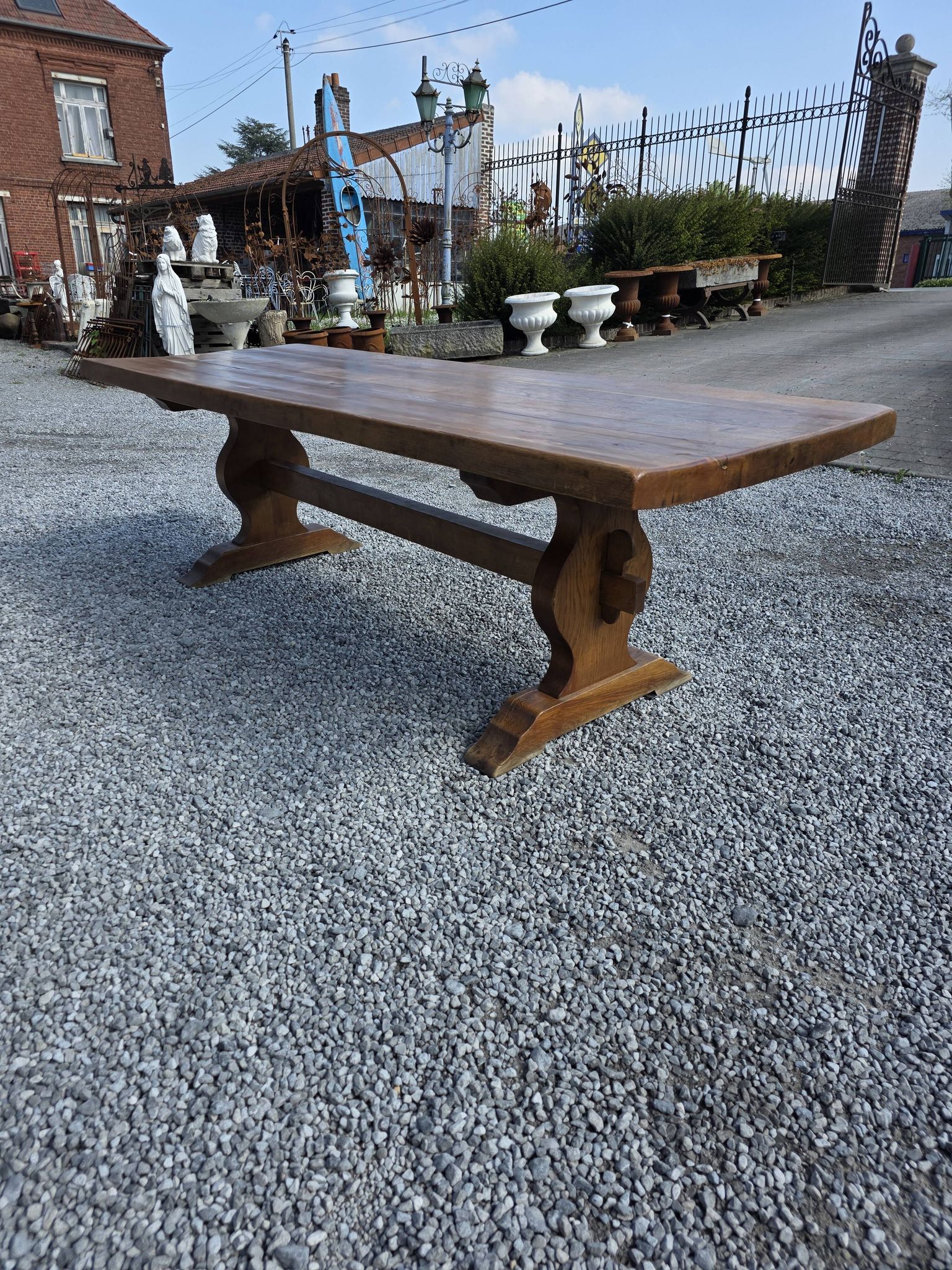 Table monastère en chêne massif,  243cm de L