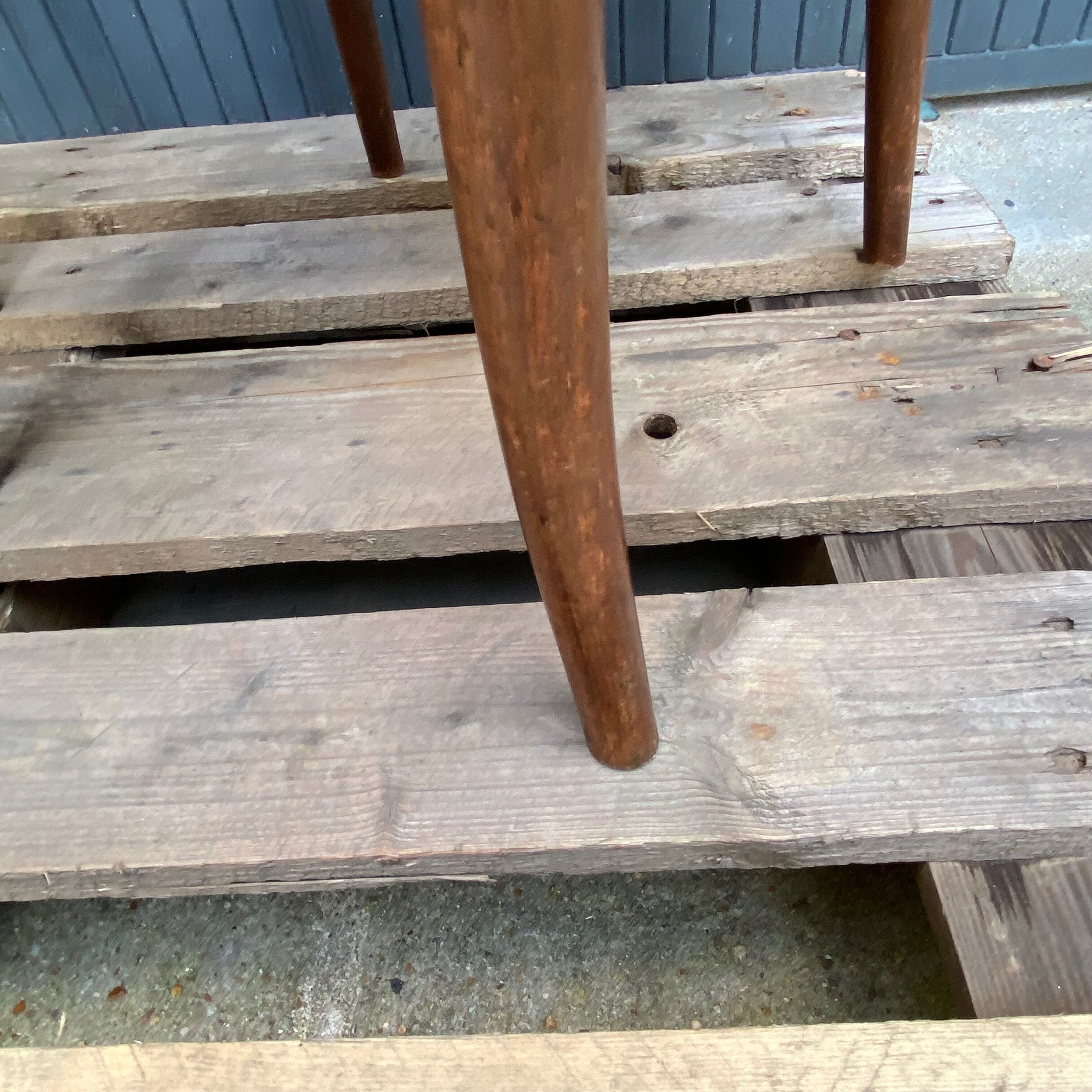 Lot de 2 chaises bistrot en bois courbé