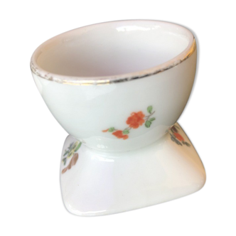 2 vintage porcelain shells