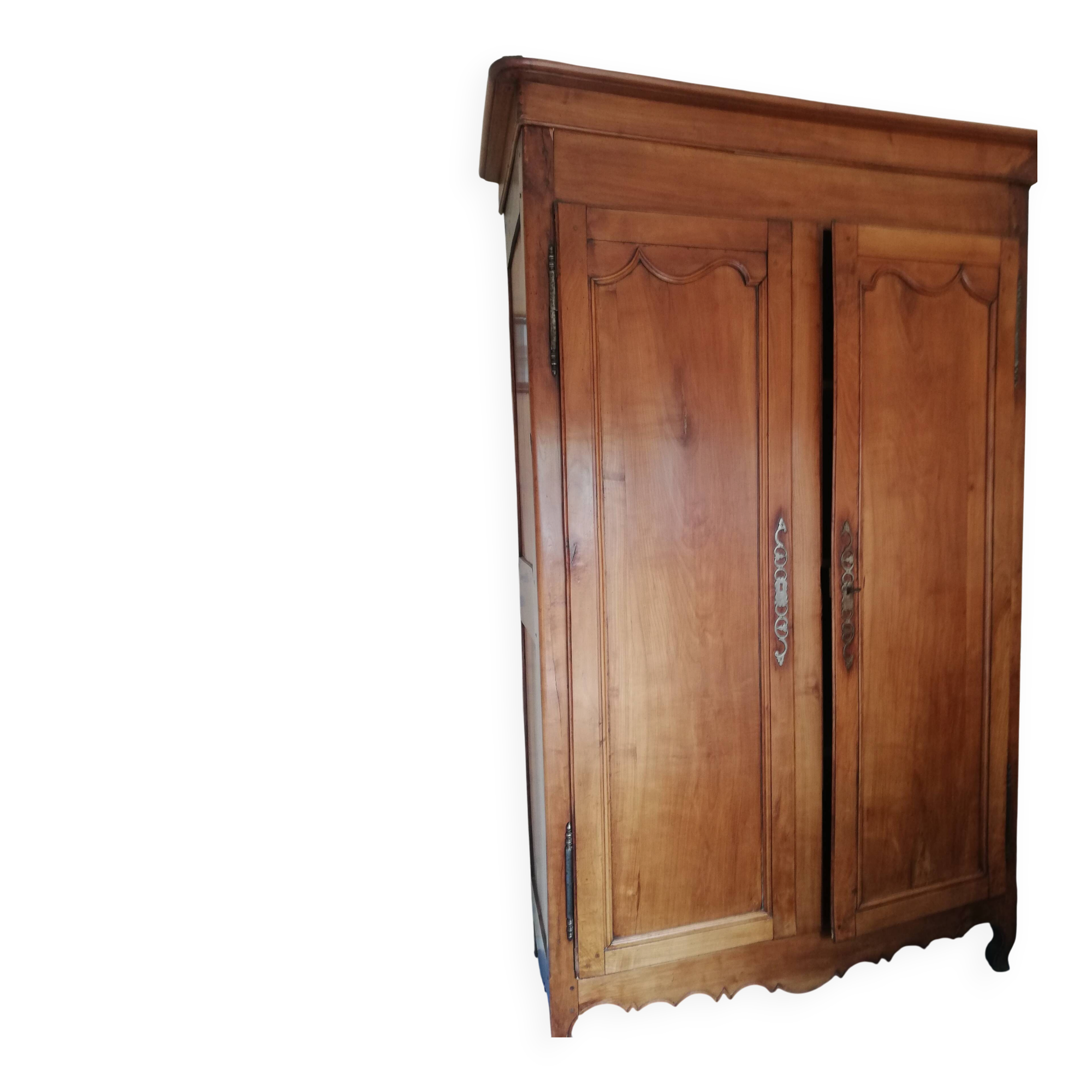 Louis XV style wardrobe entirely pegged wood with 2 cherry wood doors.