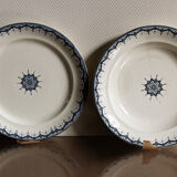 Set of 5 iron earth dishes