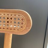 Bar stool
