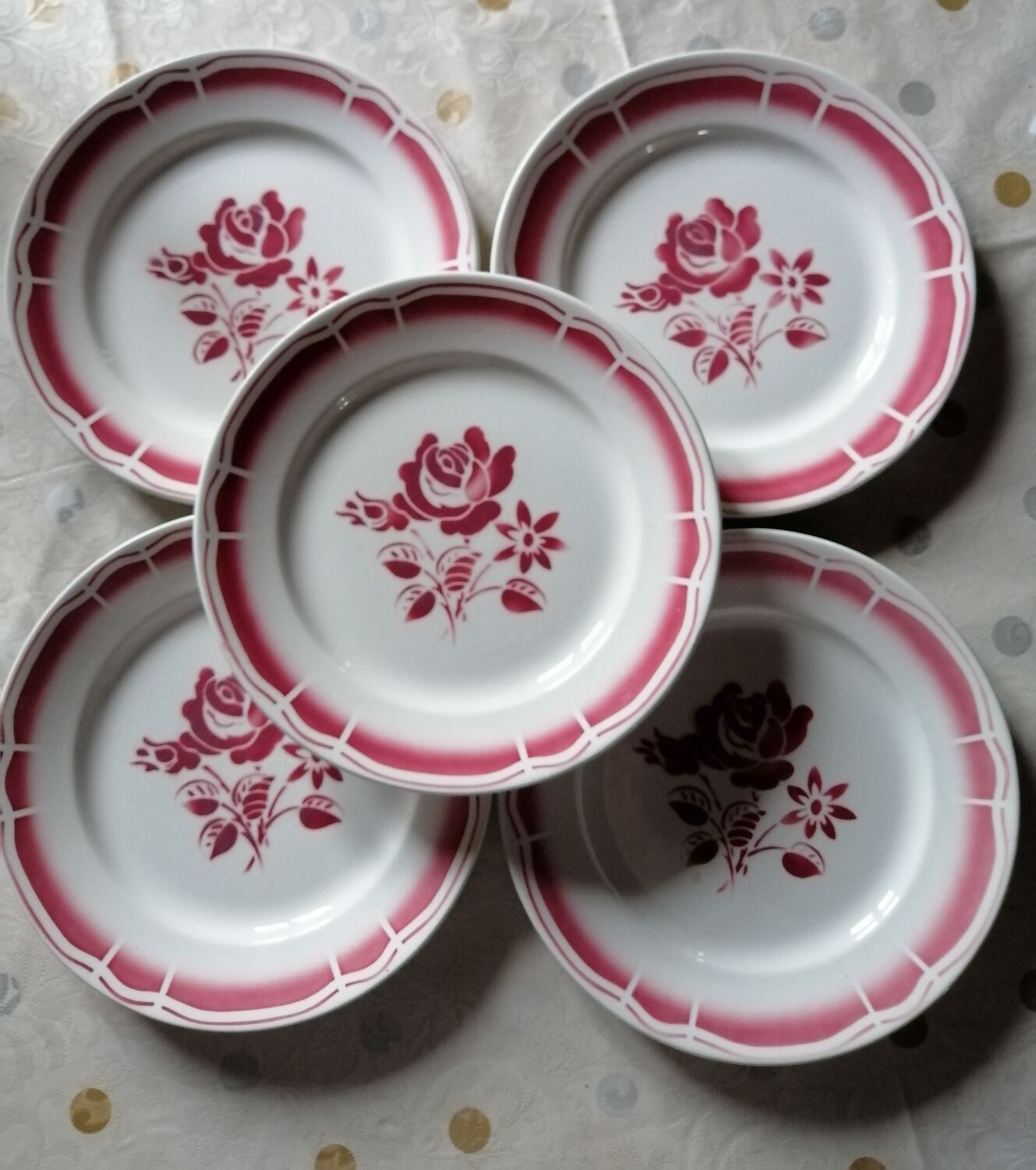 5 old plates