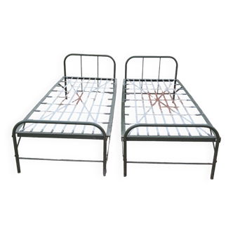 Pair of folding Camp Beds in 190/90