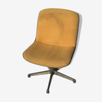 Chaise de bureau vintage jaune