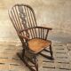Ancien rocking-chair Windsor 1840