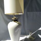 White ceramic lamp cracked effect and silver