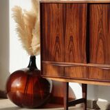 Buffet haut scandinave en palissandre – design E.W. Bach (années 60)