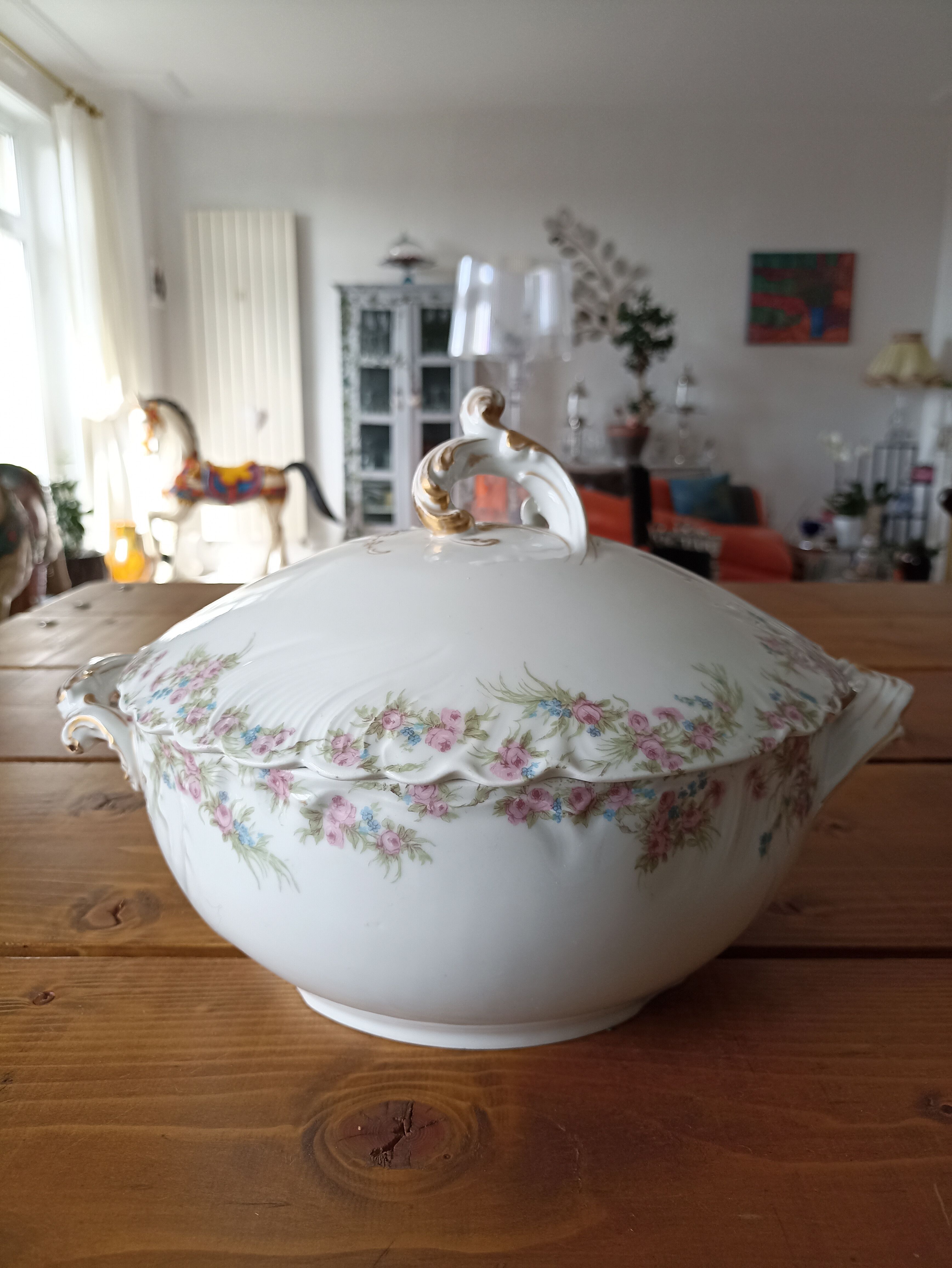 Romantic tureen, D&C Limoges France,