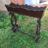 Wooden, wrought iron and zinc planter