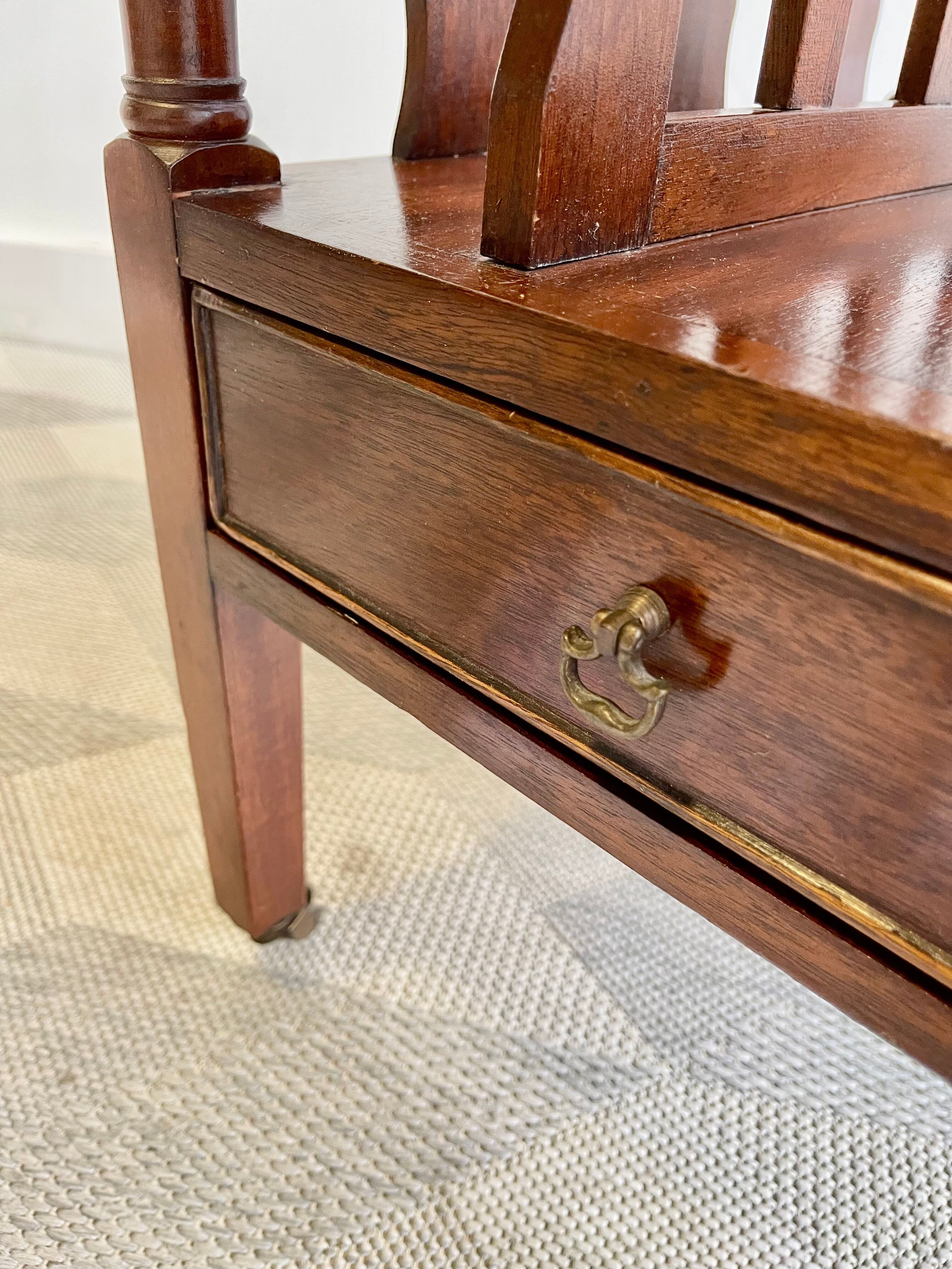 Porte-revues Canterbury