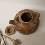 Pot with lid and double sandstone handle