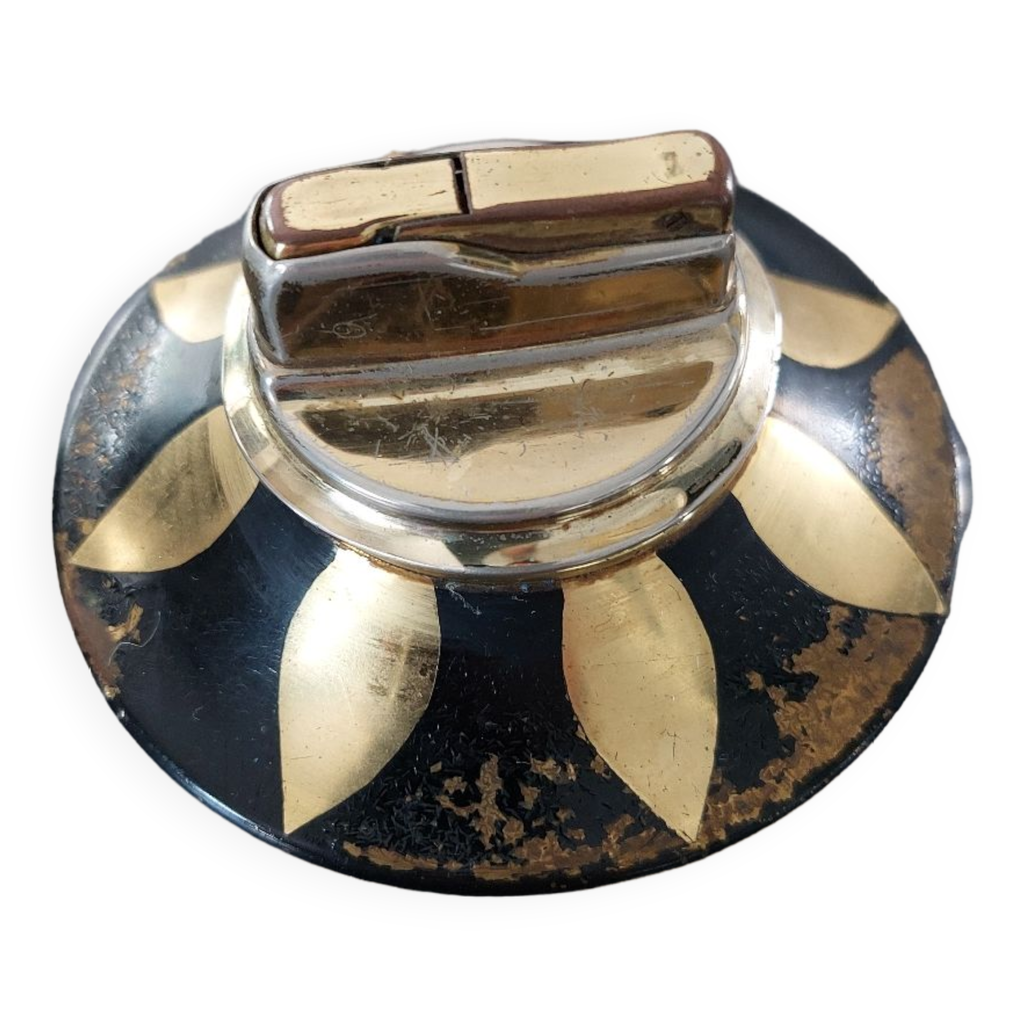 Cigarette dispenser and vintage matching lighter