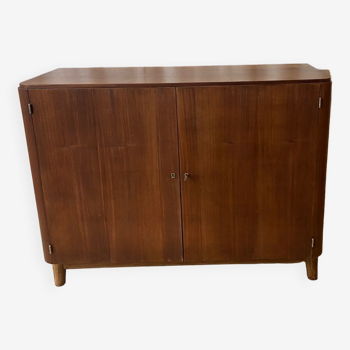Rounded sideboard
