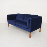 Canapé  2,5 places de Borge et Peter Mogensen pour Fredericia, modèle 2335, Danemark 1975