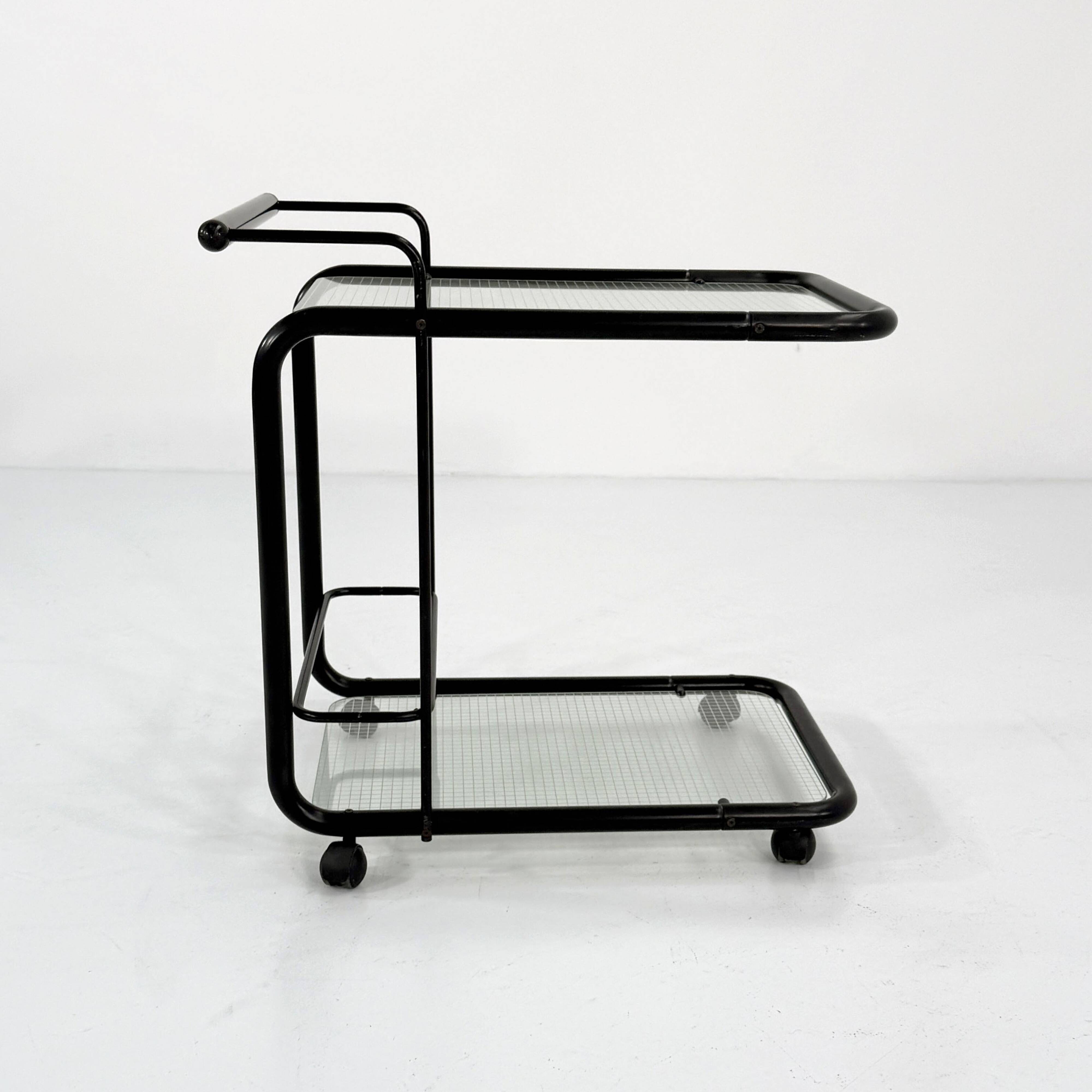 Desserte postmoderne noire en métal et verre, 1980