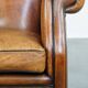 Fauteuil à oreilles en cuir de mouton vintage de style anglais