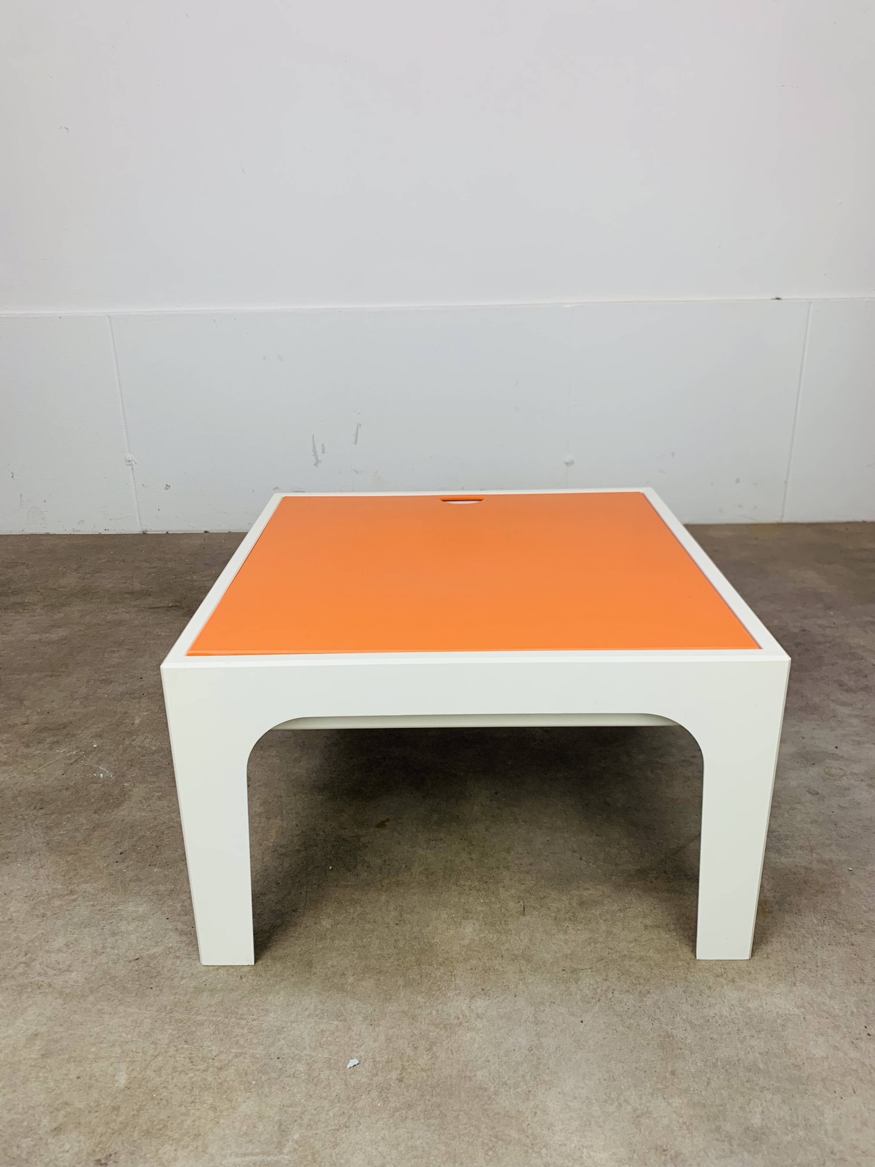 Space Age coffee table, Flair for Prisunic, 1970s