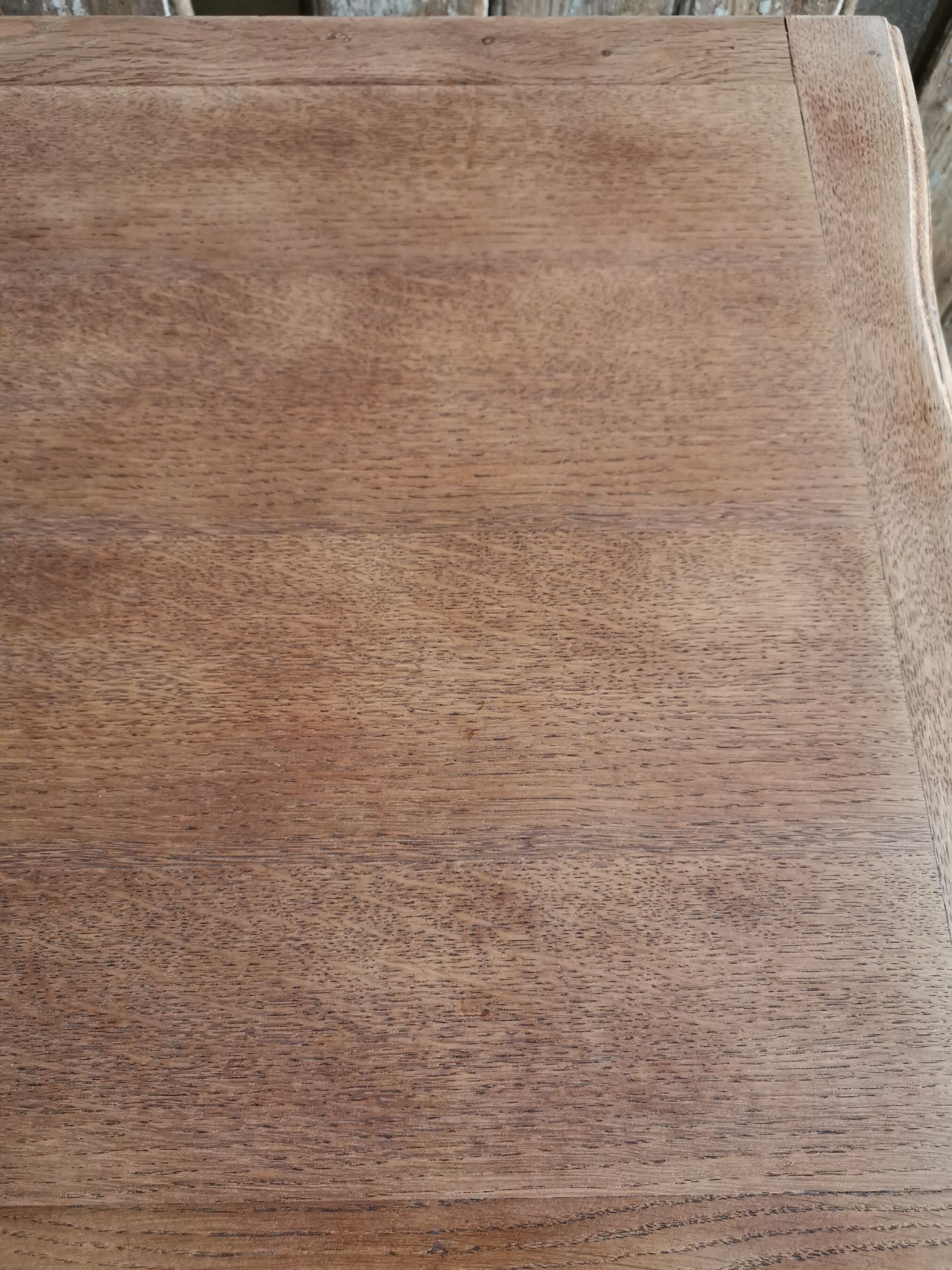 Antique chest of drawers