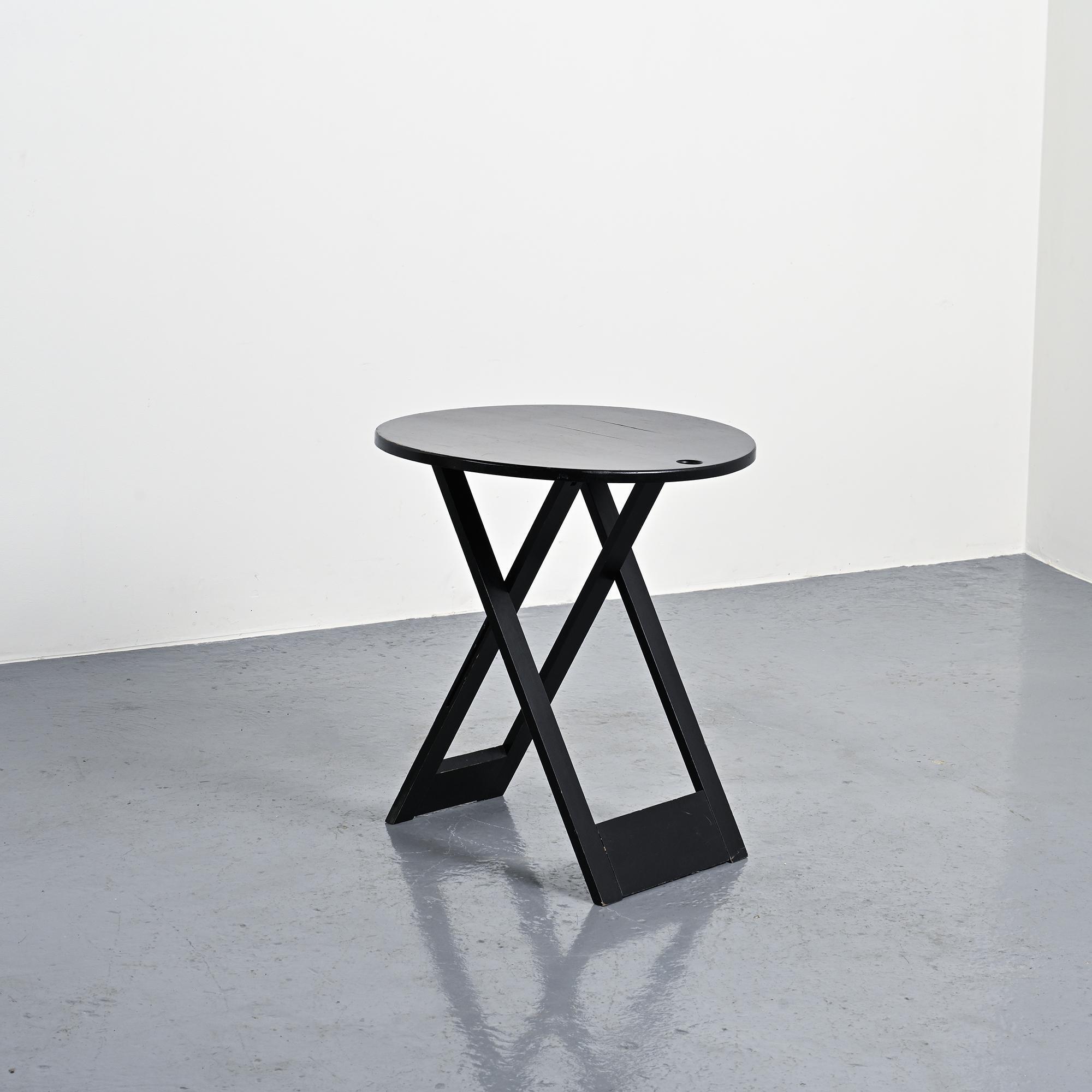 Table pliante Suzy par Adrian Reed pour Princes Design Works, circa 1984