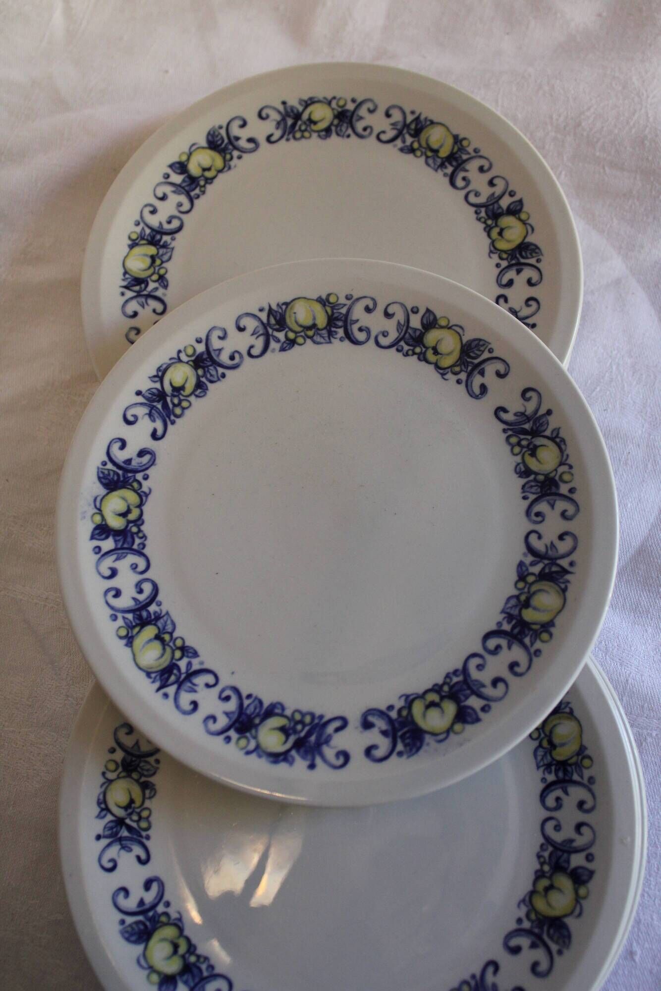 Lot of 7 dessert plates Villeroy and Boch Cadiz
