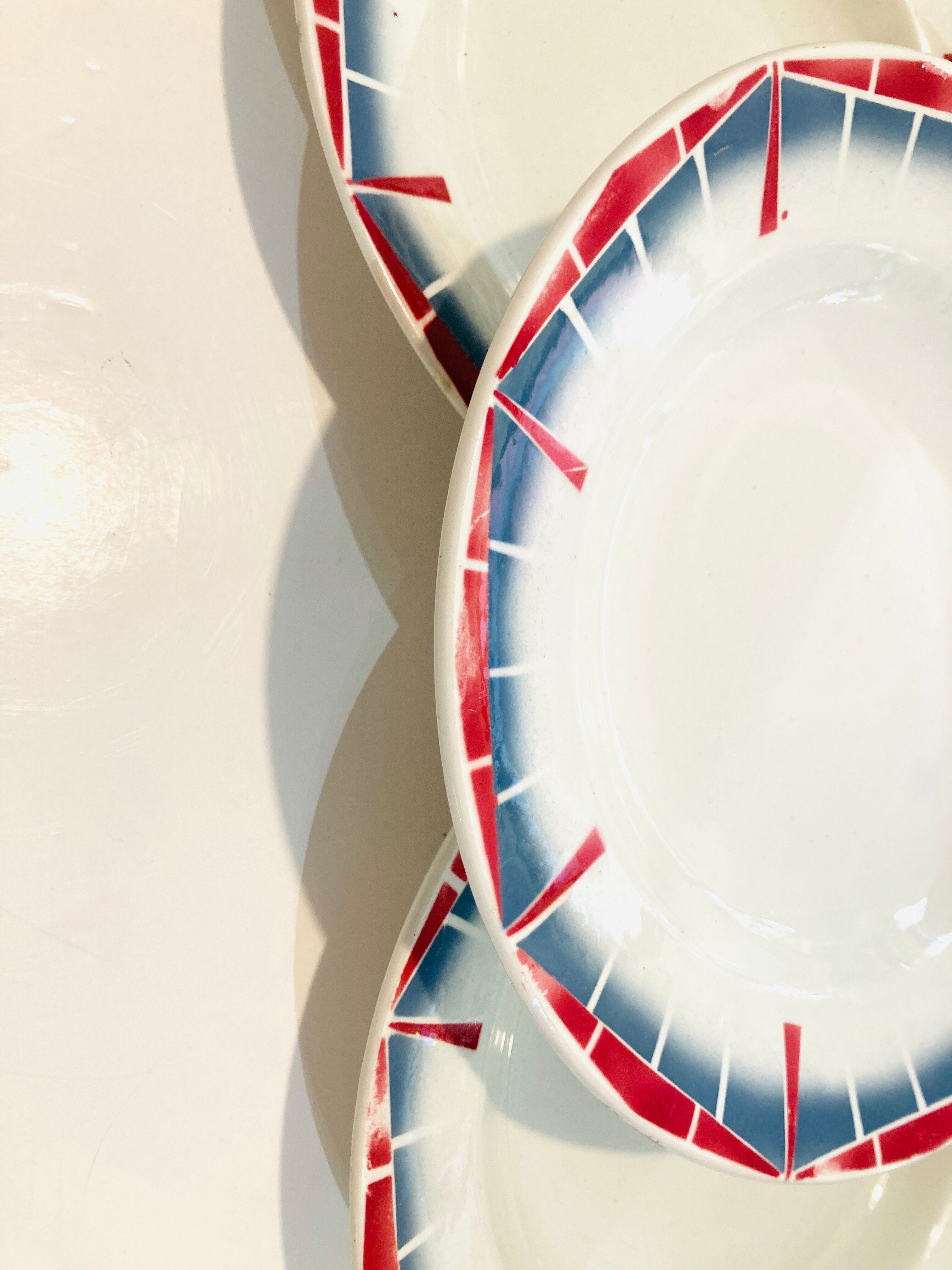 8 hollow plates ceranord st amand boulingrin pink and blue -vintage-kitchen-retro