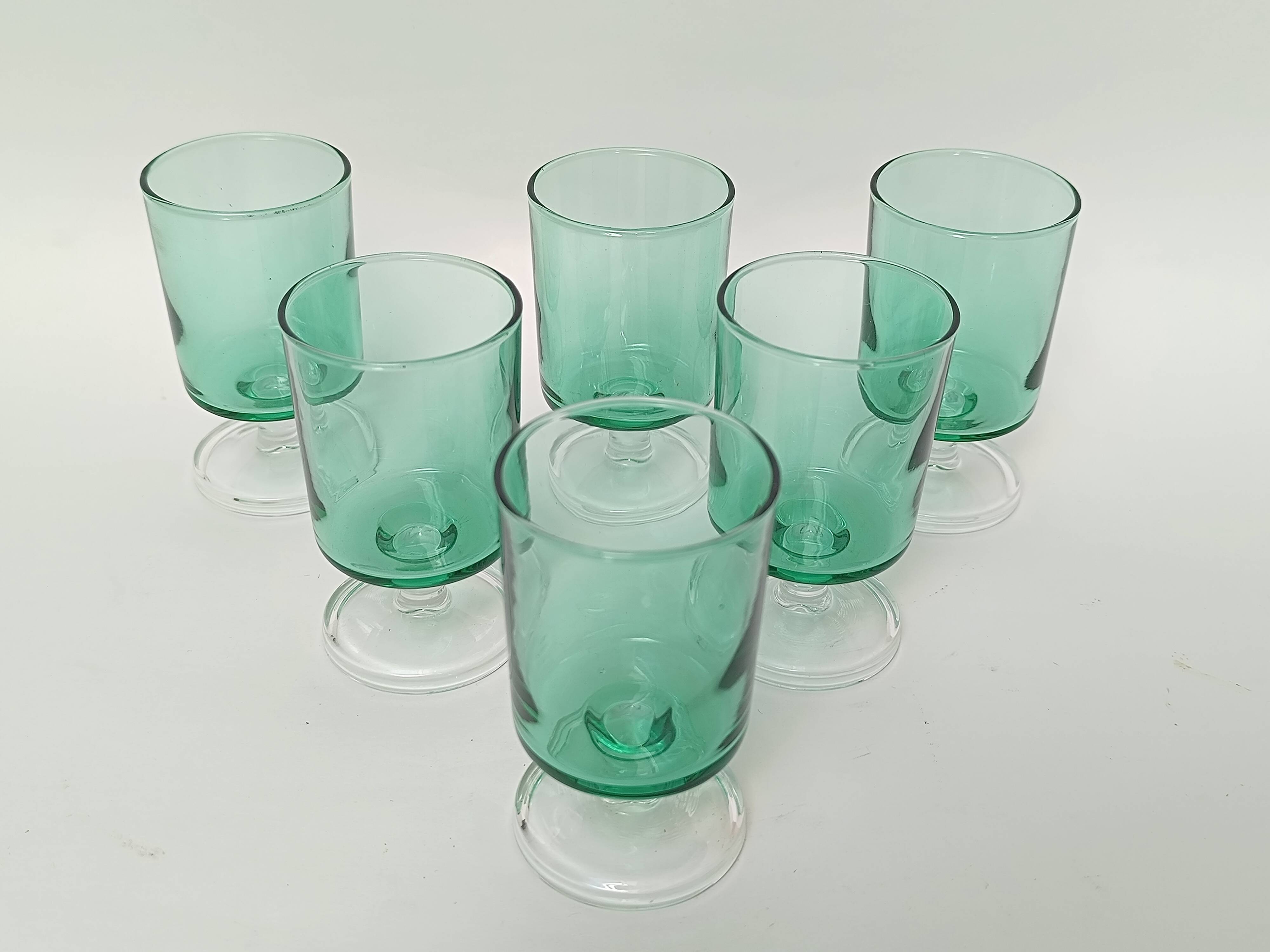 Luminarc white wine glasses
