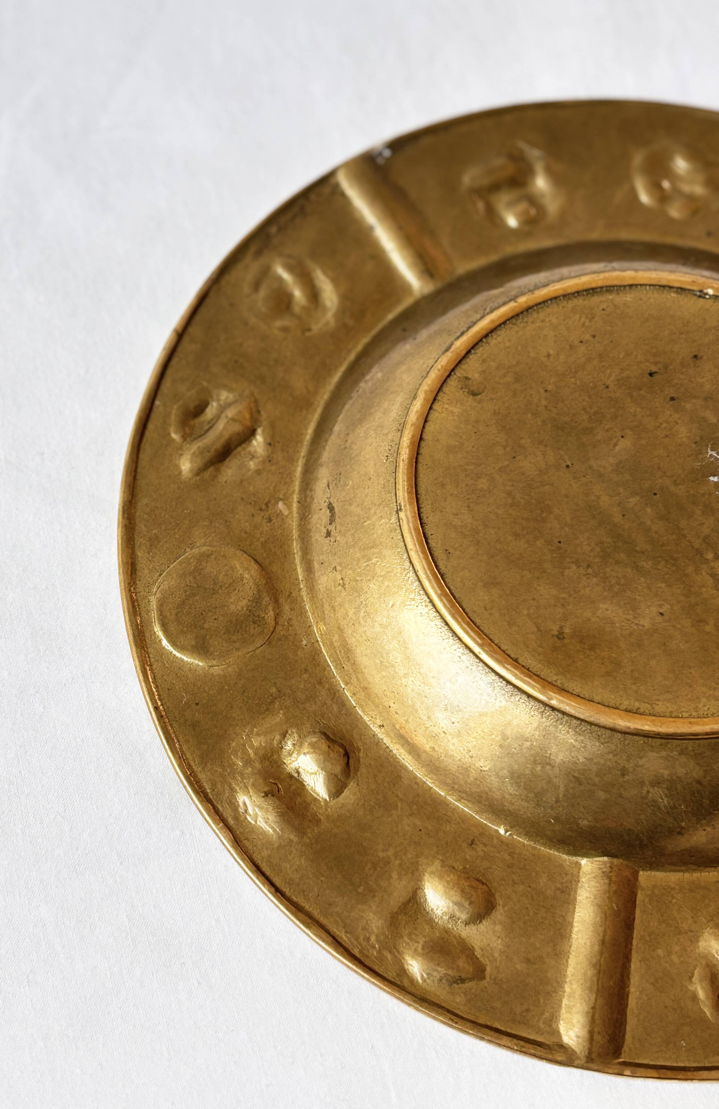 Cendrier en laiton astrologie