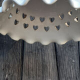 Bell-shaped suspension in white ceramic