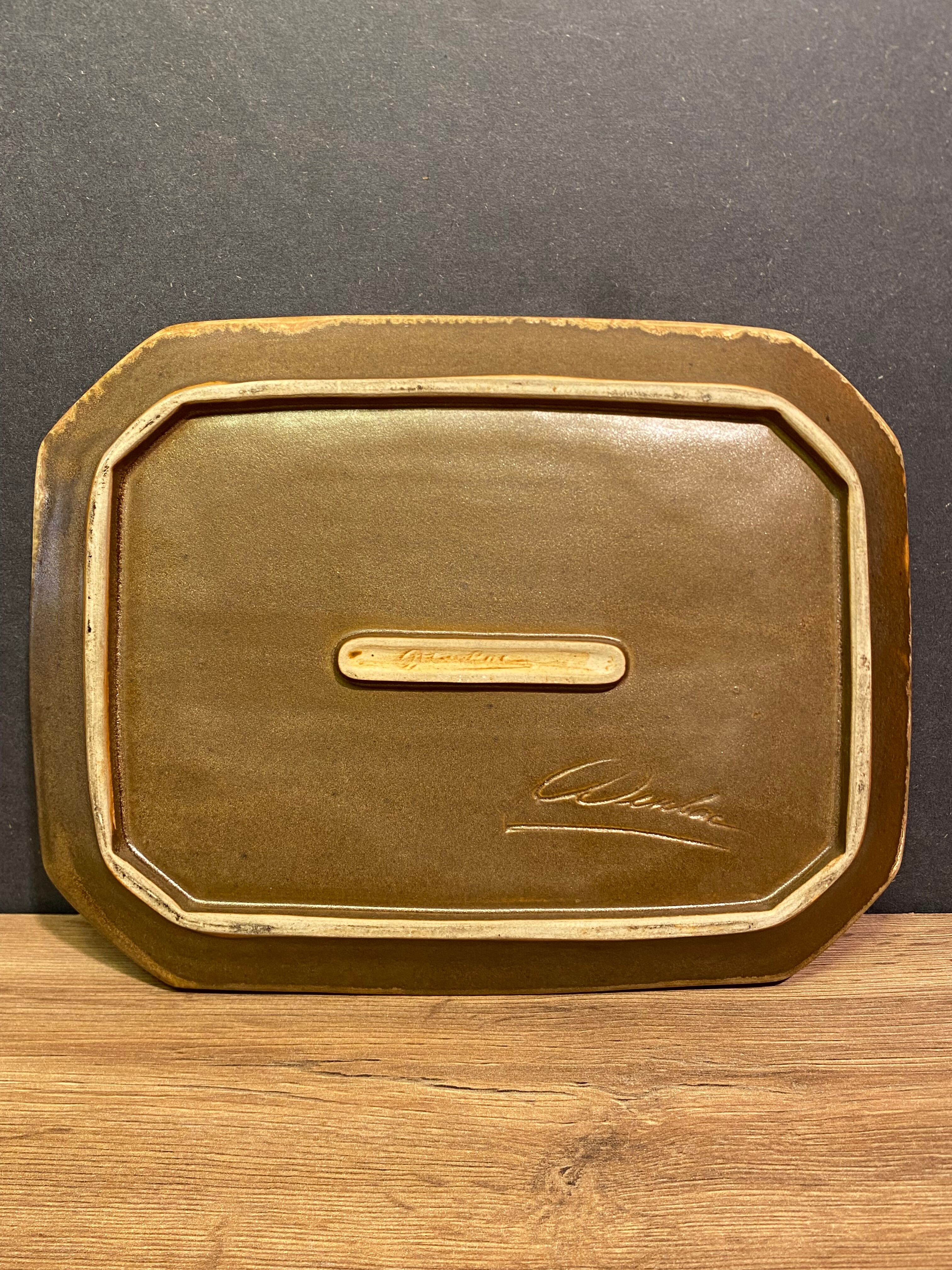 Plateau rectangulaire en céramique Art Déco signé Denbac