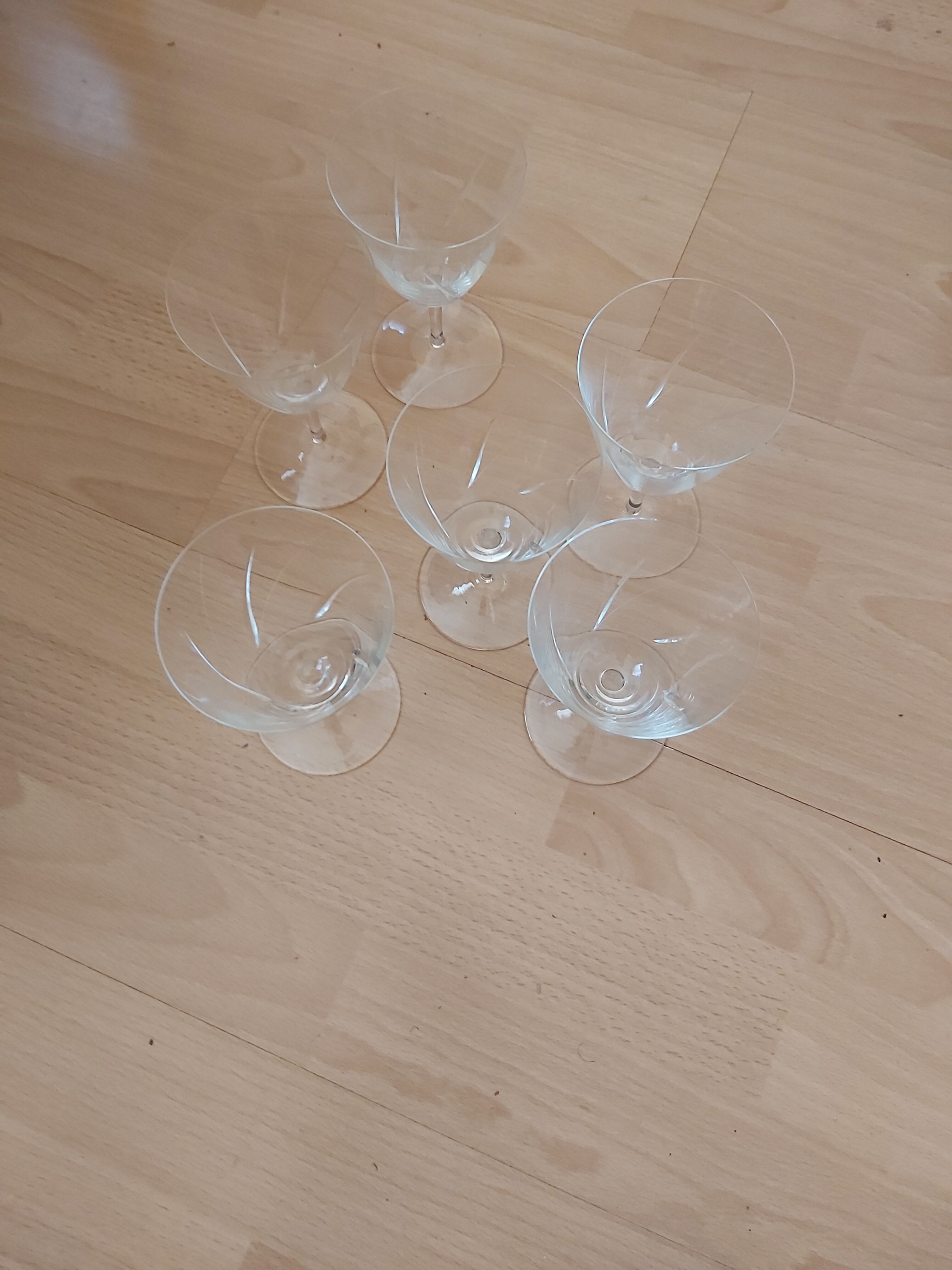 Set of 6 crystal glasses