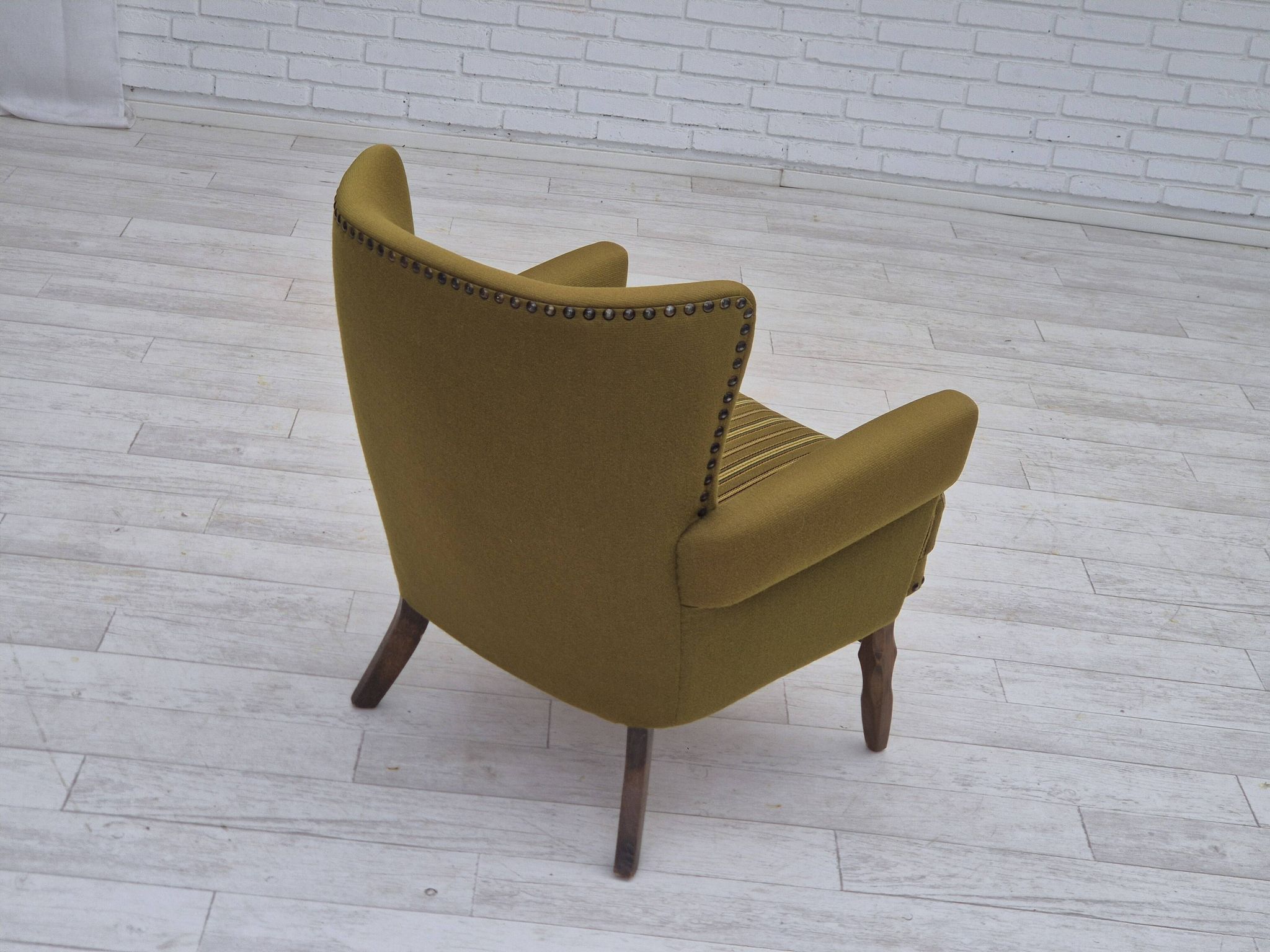 1970s, Danish lounge chair, original green furniture wool, oak wood.