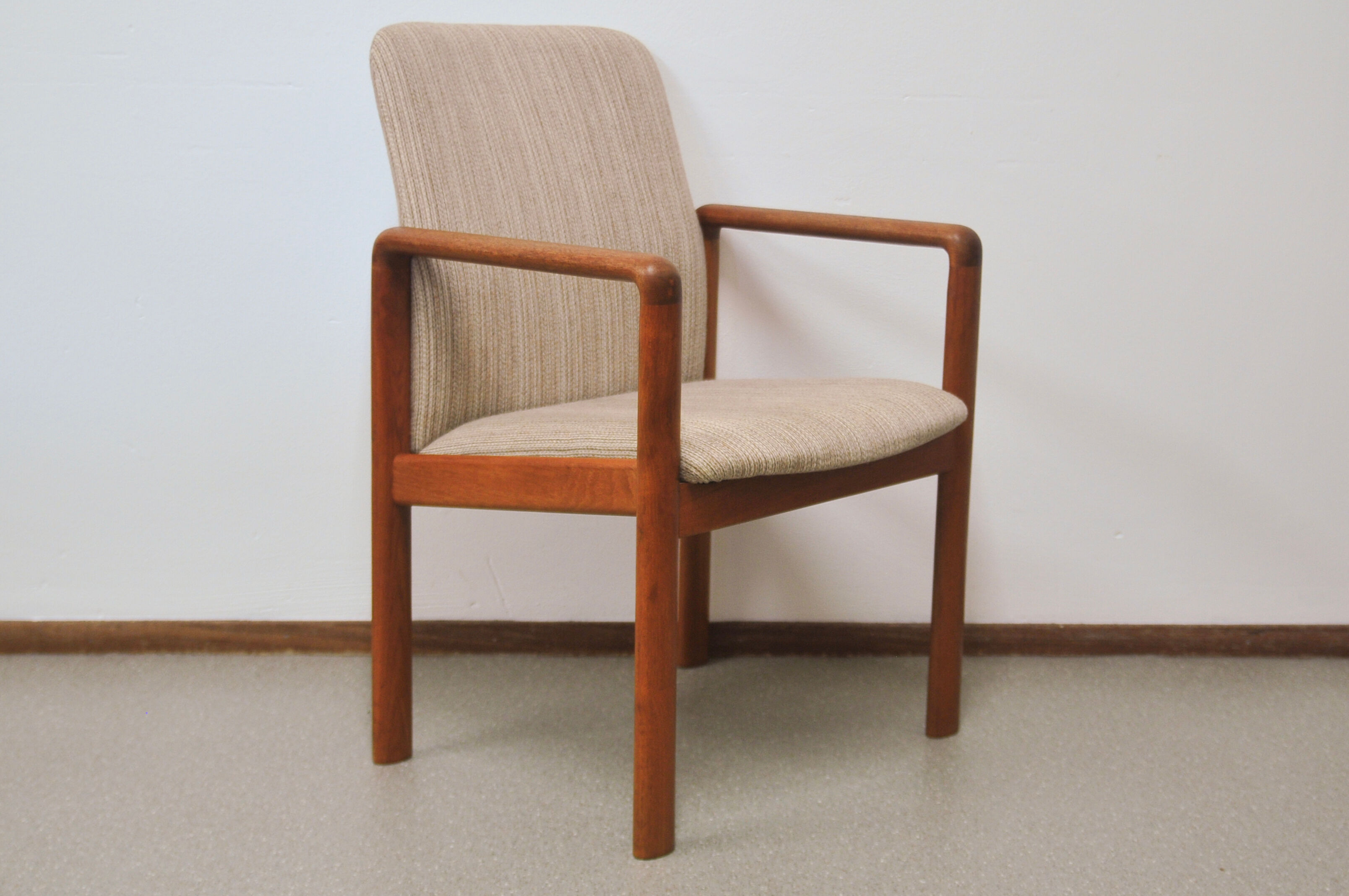Danish vintage chair by Dyrlund