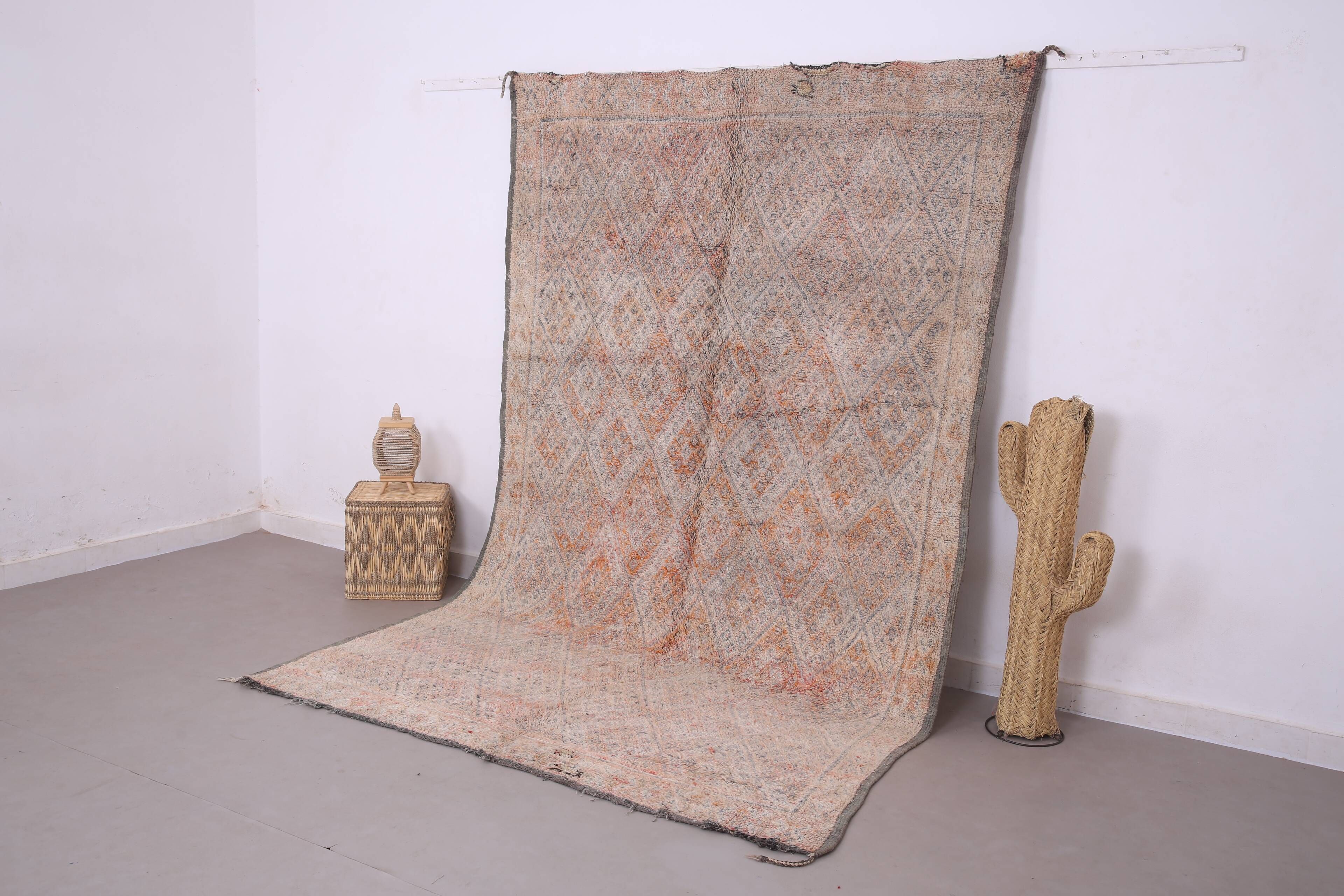 Tapis marocain vintage pâle 197 x 306 cm, tapis en laine berbère, tapis fait main boho