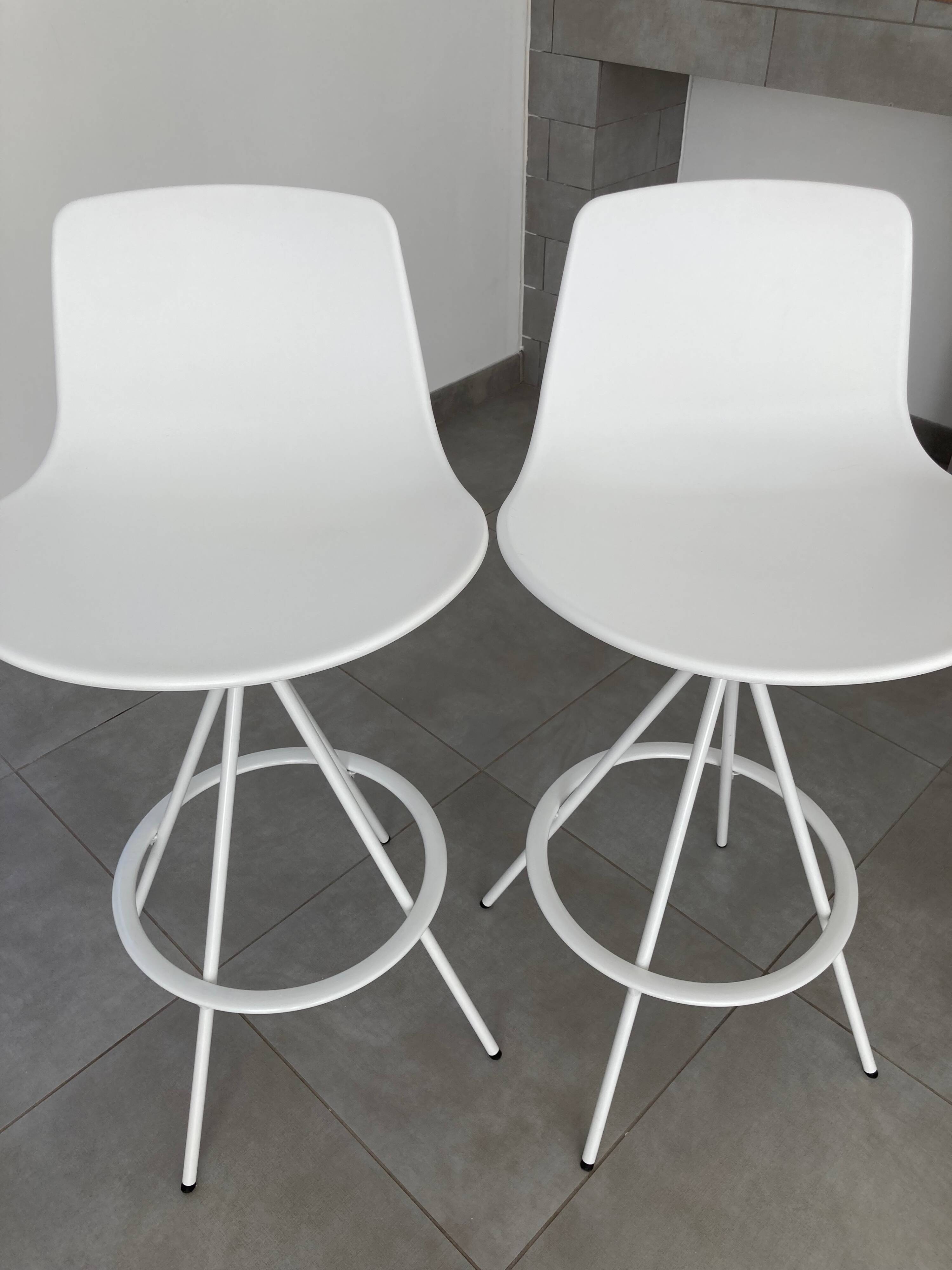 FIXED HIGH STOOL ENEA DESIGN