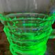 Carafe en ouraline fluorescente