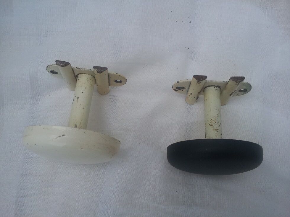 Pair of patères