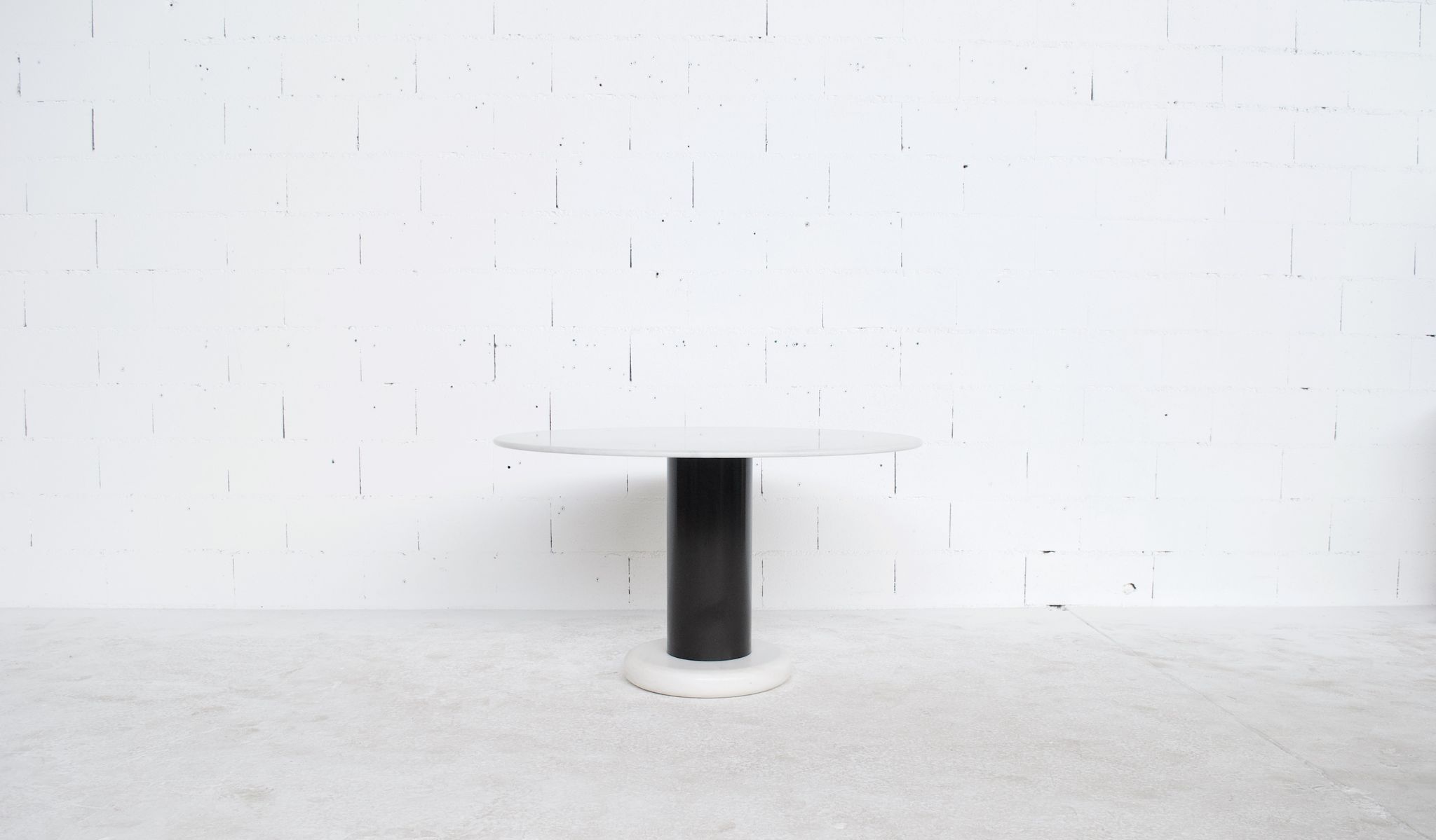 Table Loto Rosso par Ettore Sottsass, Poltronova éditeur, années 60'